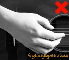 Bad thumb position while playing fingerstyle guitar